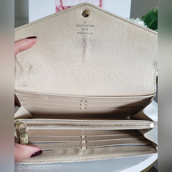 **SOLD** Authentic Pre-owned Louis Vuitton Damier Azur Sarah Flap Wallet - Picture 7 of 15